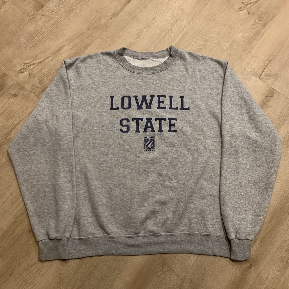 Champion UMass Lowell State River Hawks Retro Sweatshirt Men's Large L Crewneck